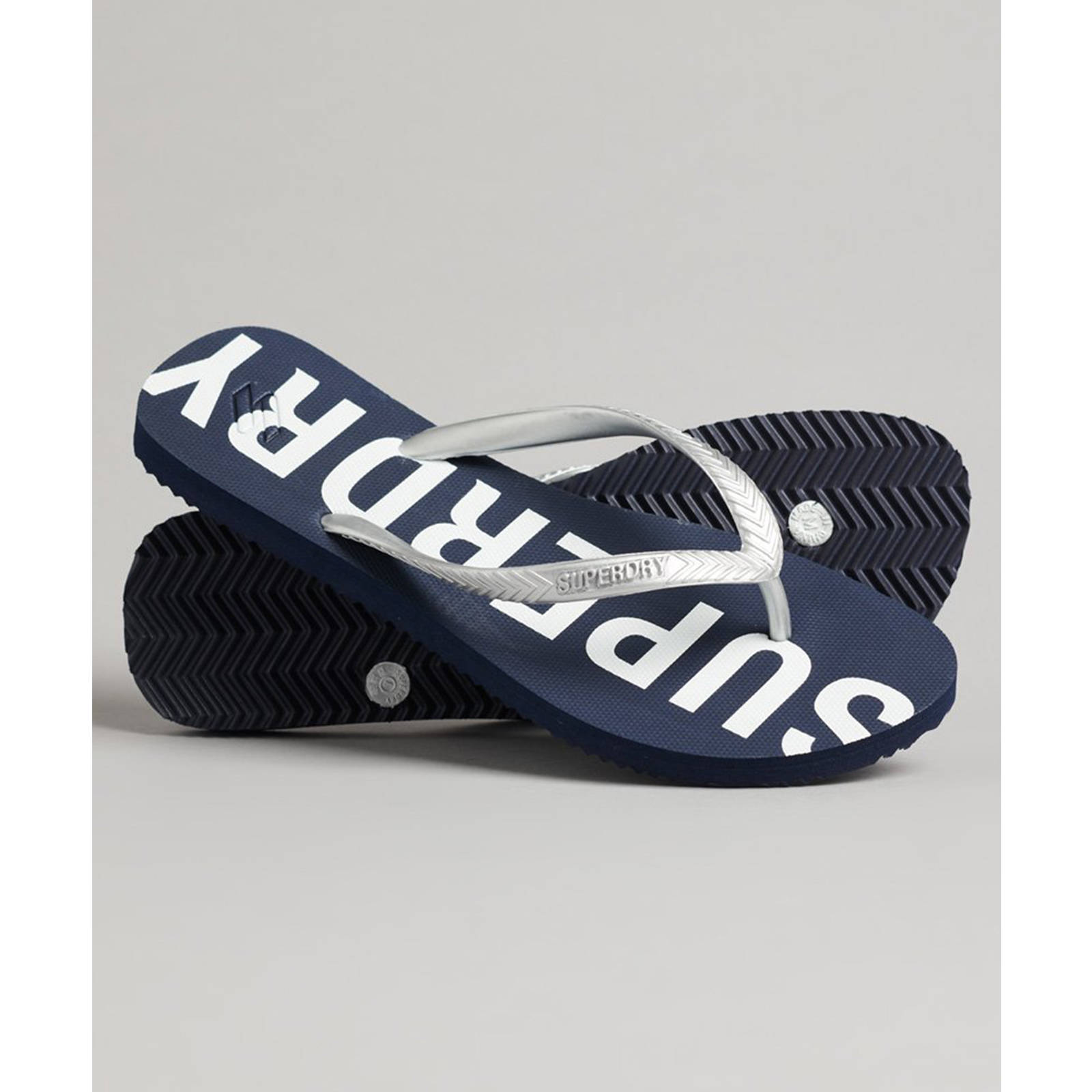 Superdry - SDCD CODE ESSENTIAL FLIP FLOP - DEEP NAVY/METALLIC SILVER Γυναικεία > Παπούτσια > Σαγιονάρες > Σαγιονάρα