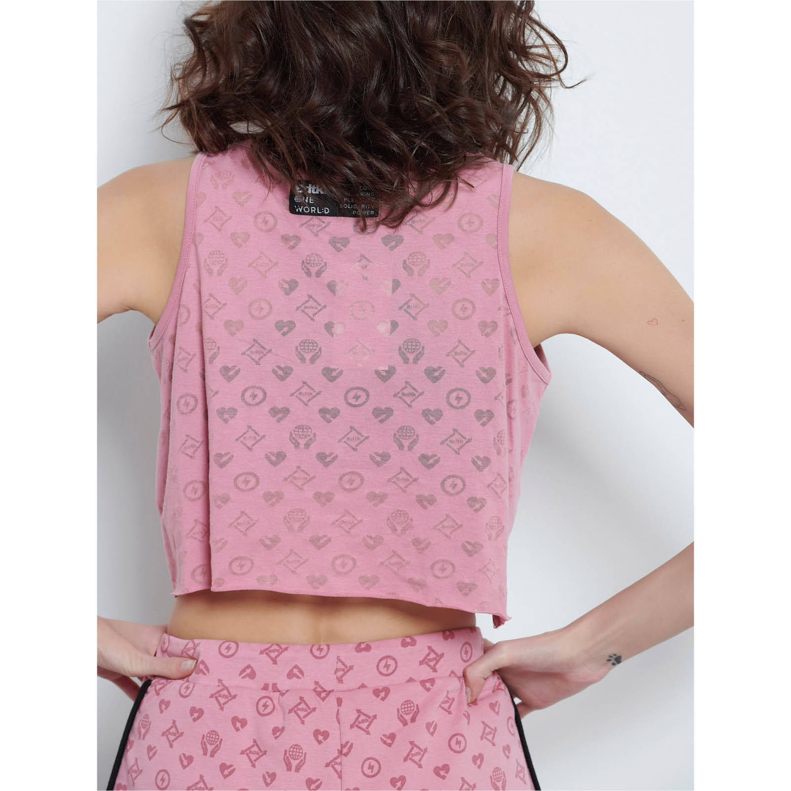 Body Talk - ONEWORLDW CROPPED TANK TOP - RENAISSANCE φωτογραφία