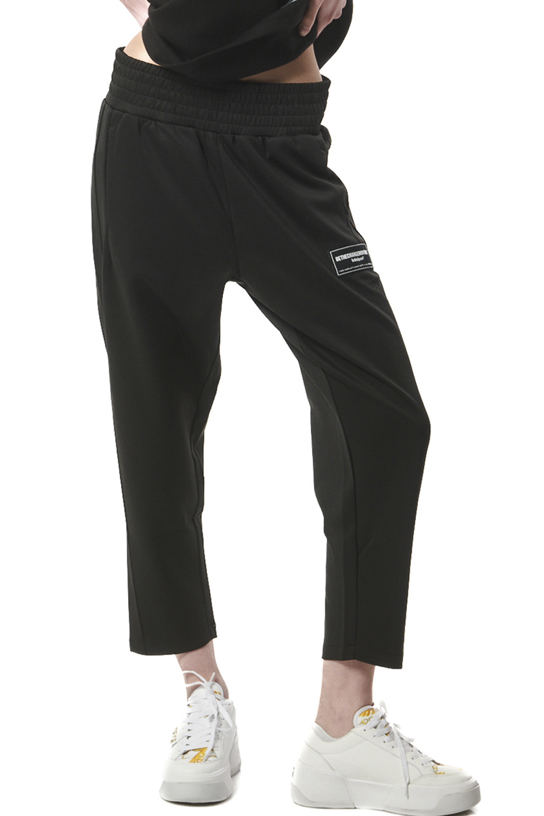 Body Action Body Action - WOMEN'S TECH FLEECE CROPPED TRACK PANTS - BLACK