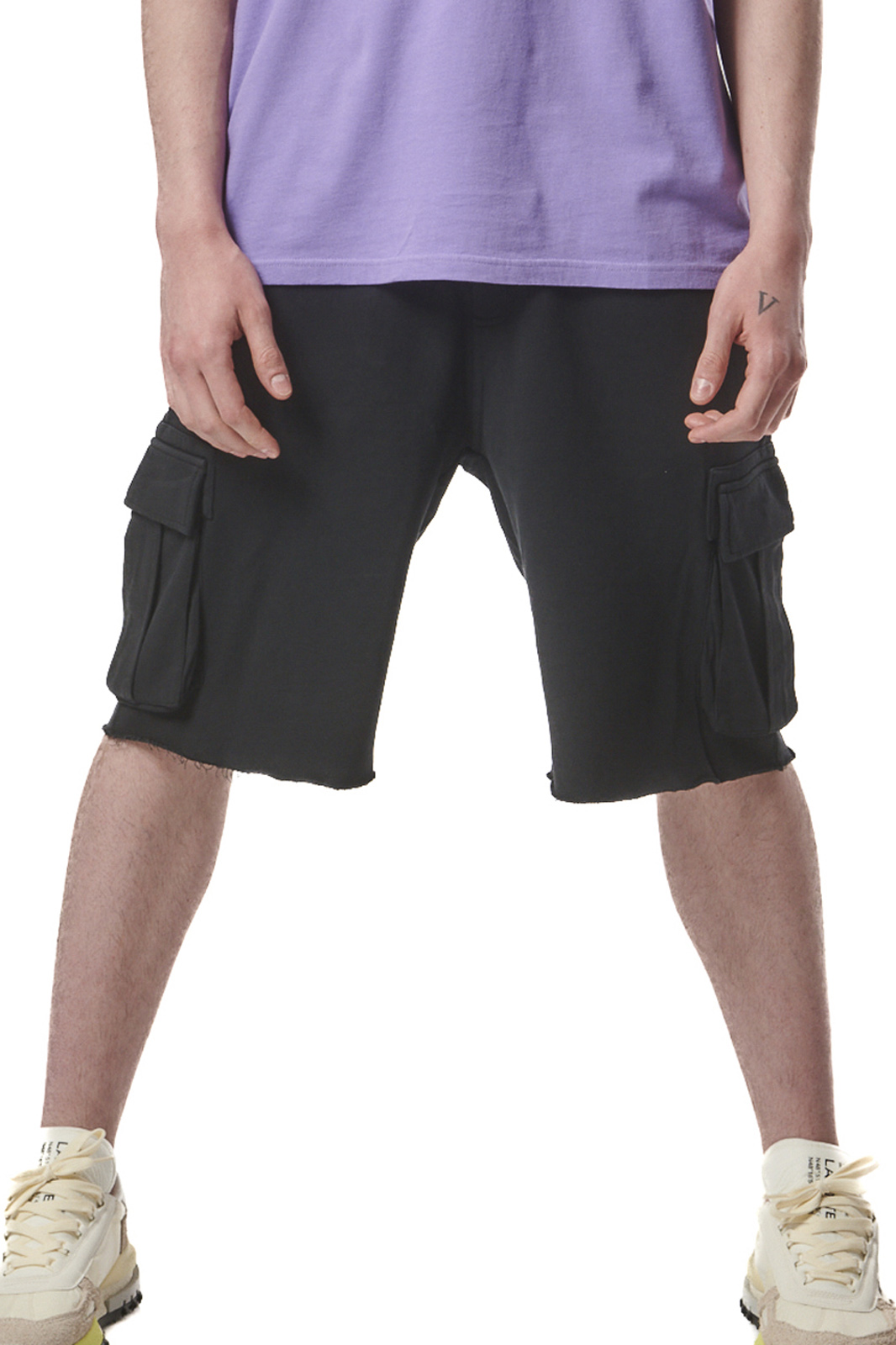 Body Action Body Action - MEN'S NATURAL DYE CARGO BERMUDA - BLACK
