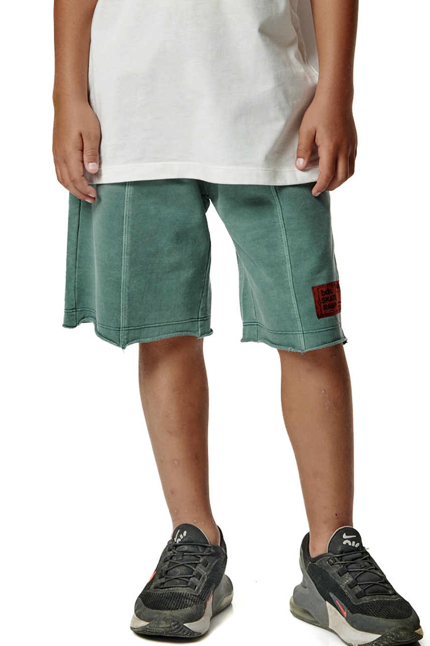Body Action Body Action - BOY'S NATURAL DYE BERMUDA SHORTS - PINE GREEN