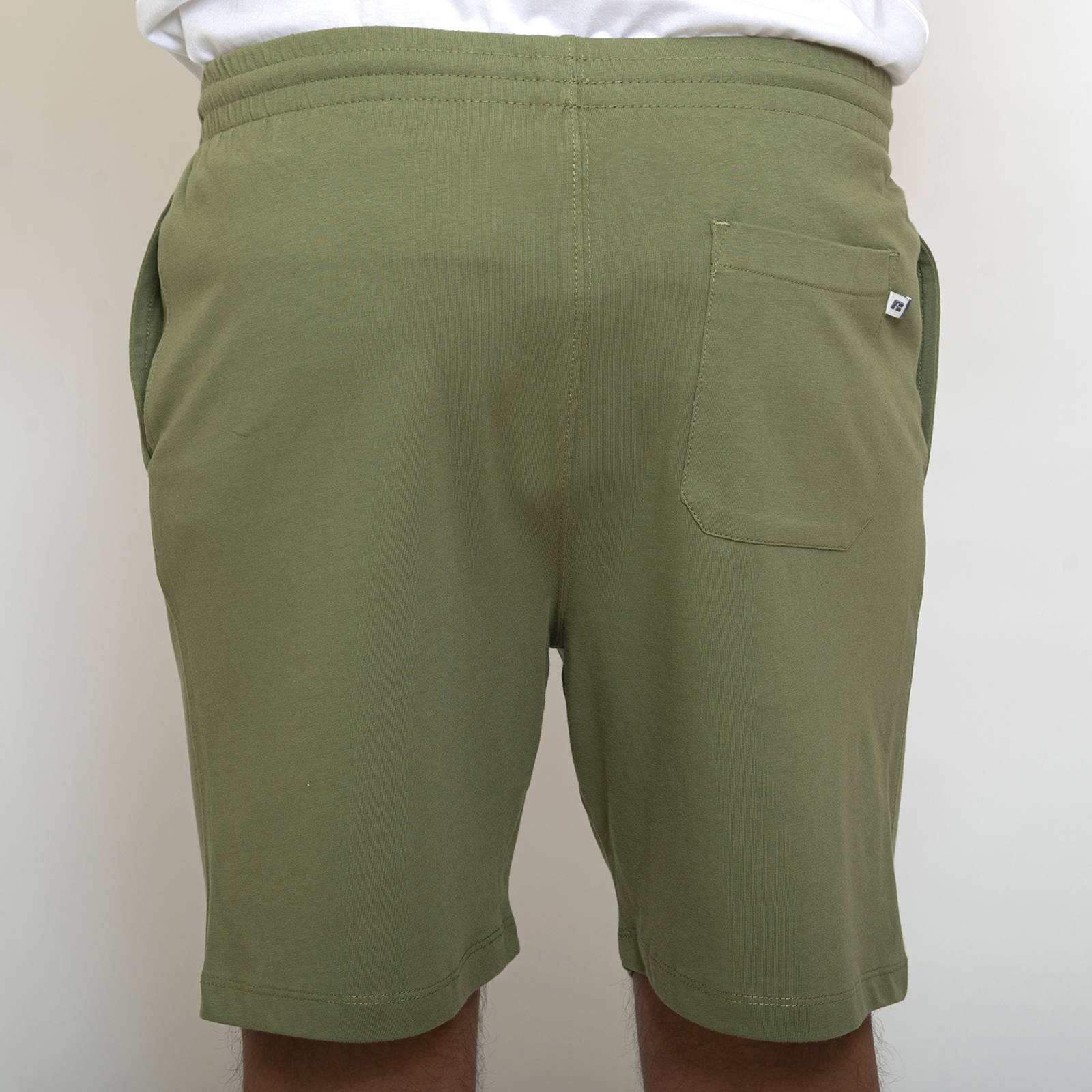 Russell Athletic - SHORTS - OLIVINE φωτογραφία