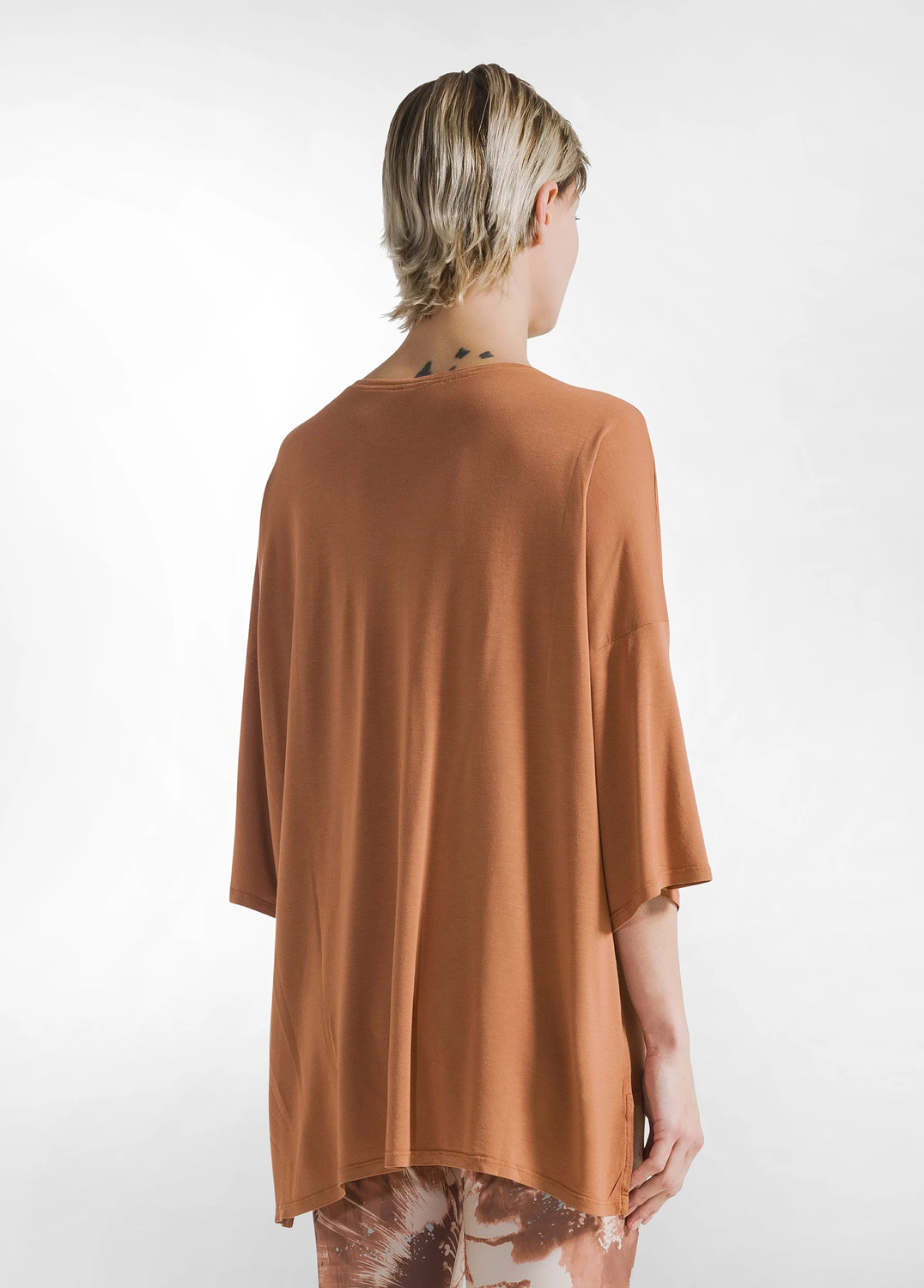 Deha - T-SHIRT OVERSIZE - AMBER BROWN φωτογραφία